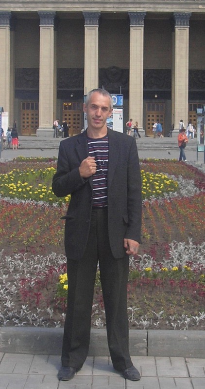 Александр Теущаков