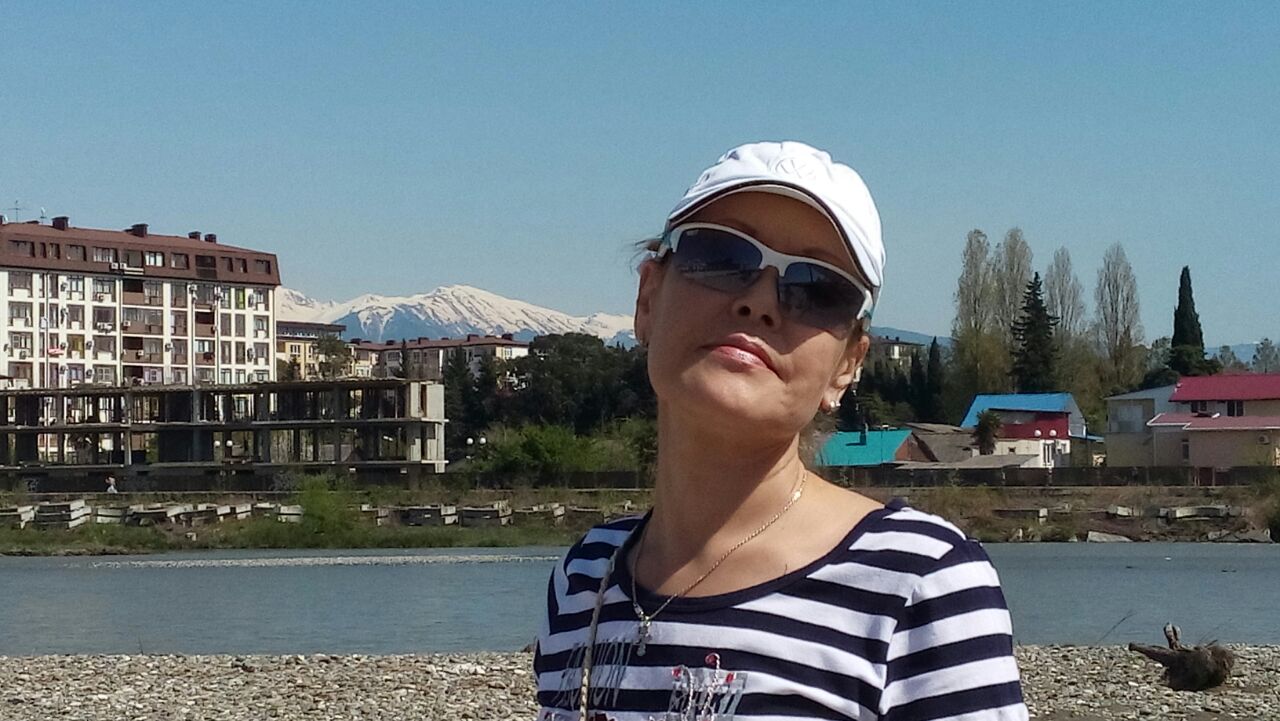 Лара Альм