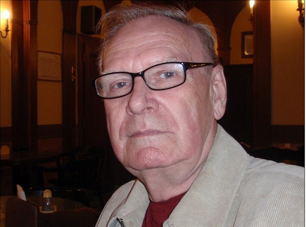 Анатолий Апостолов