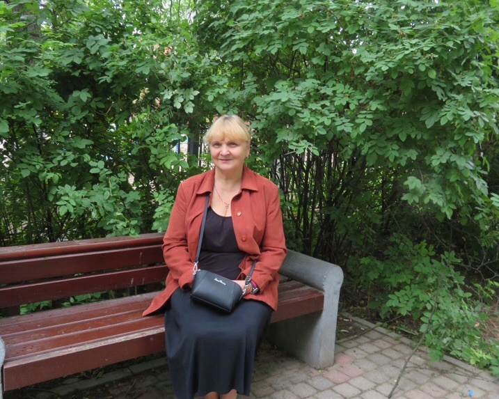 Анна Богомолова2