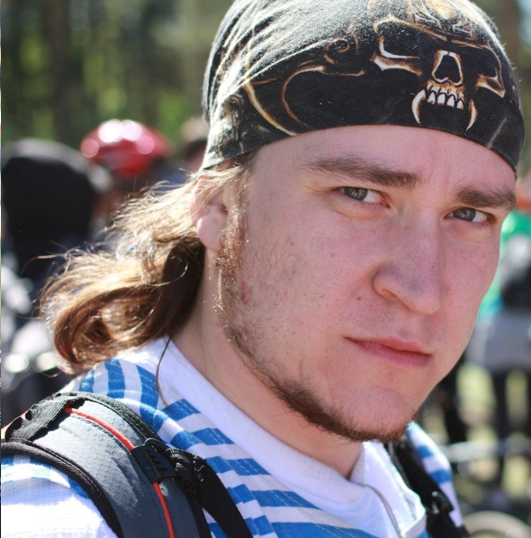 Виталий Хнурин