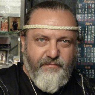 Анатолий Большаков