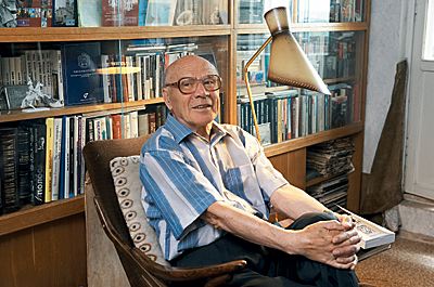 Игорь Бестужев-Лада