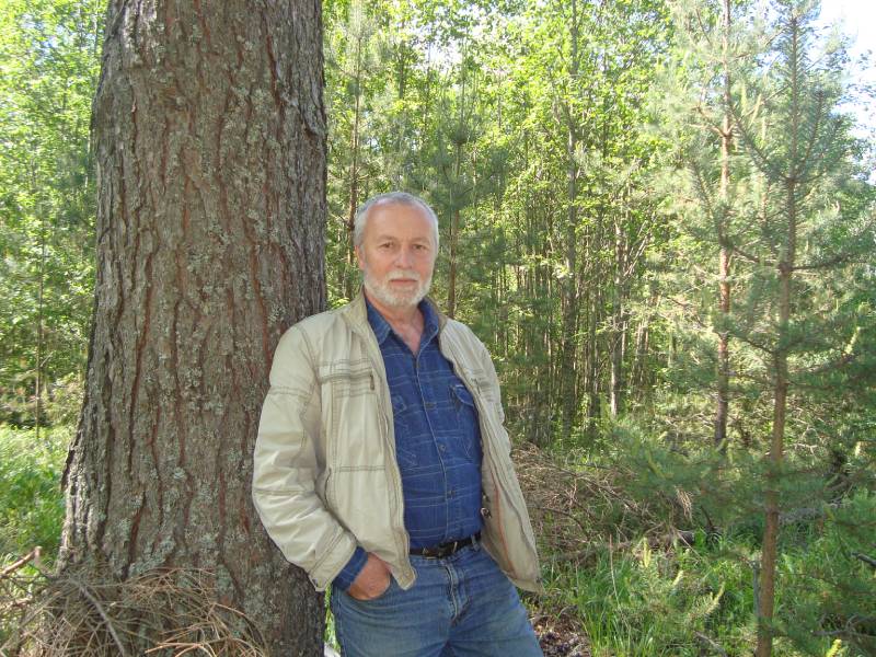 Николай Стаханов