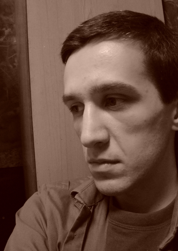 Юлиан Хомутинников