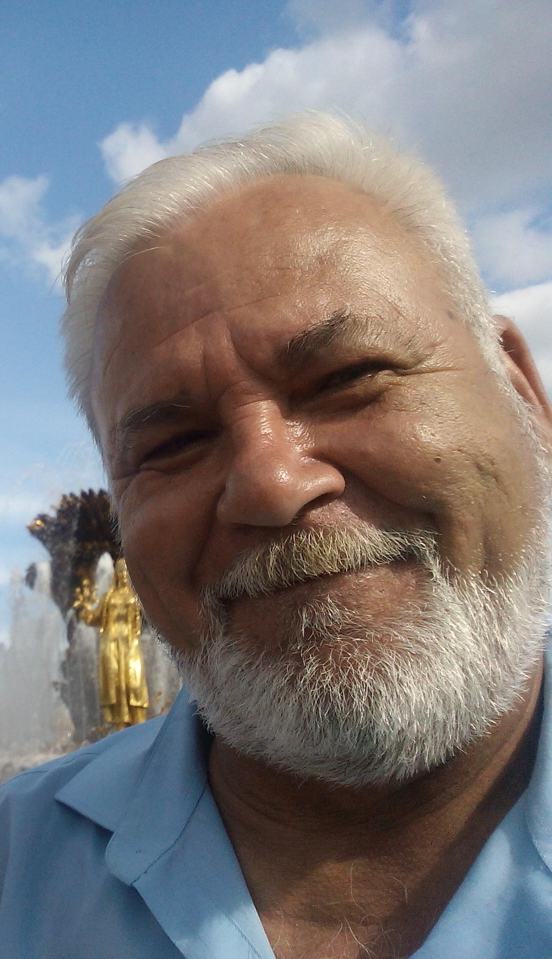 Леонид Лялин