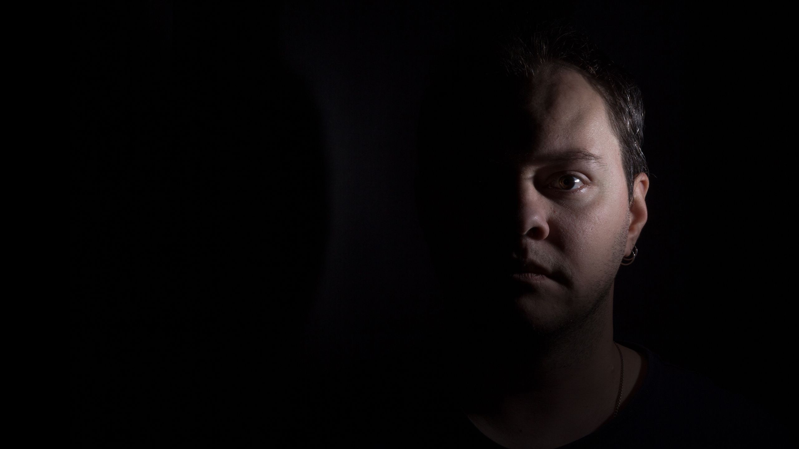 Володя Моденов