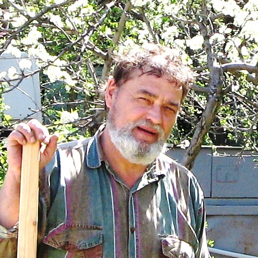 Олег Скрынник