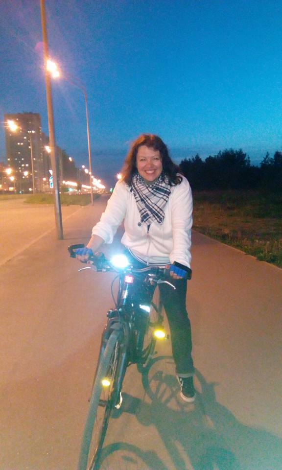 Елена Зарина