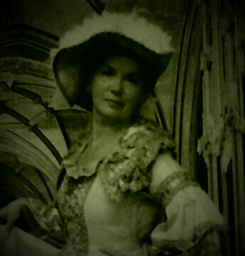 Лола Веснина