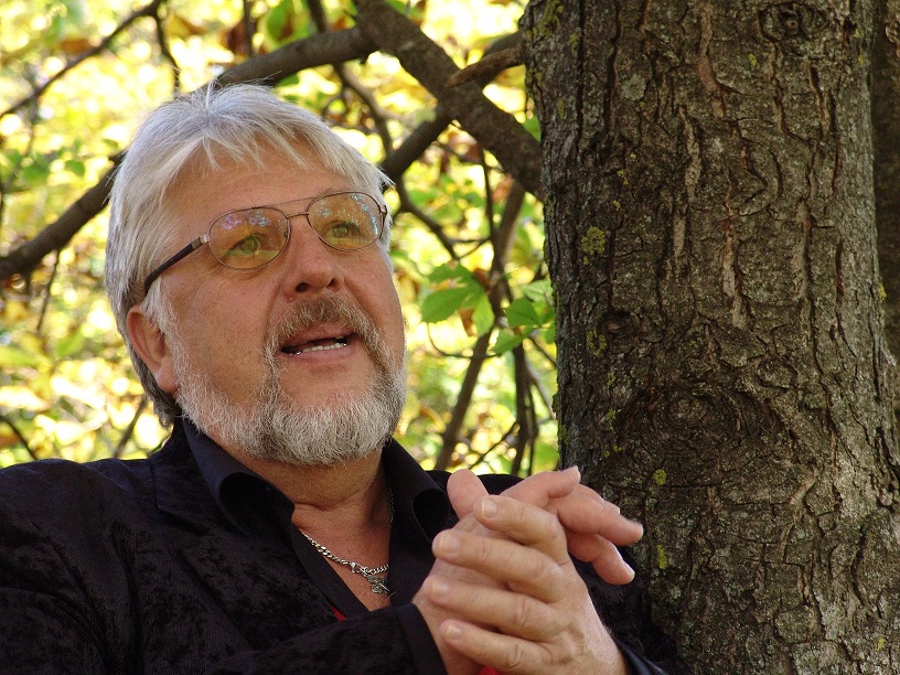 Александр Сгадов