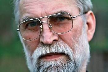 Владислав Артемов