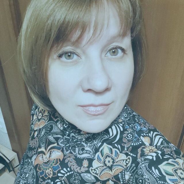 Гражданка Сухарикова