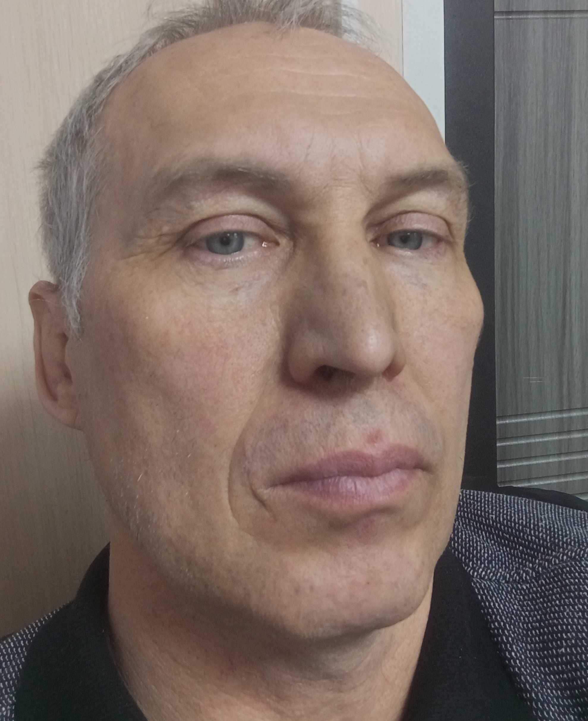 Михаил Светланин