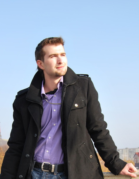 Максим Тривий