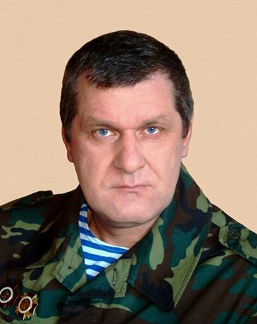 Артур Азаров