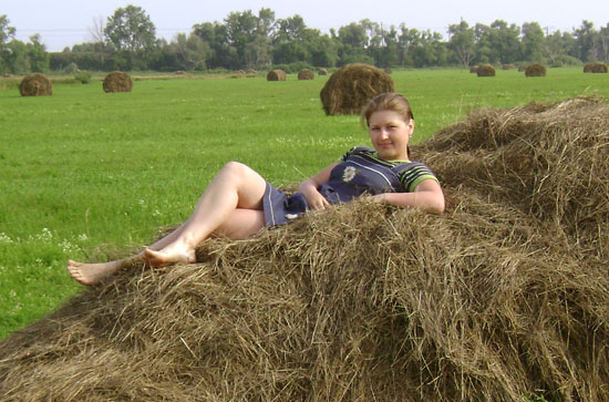 Алена Анати