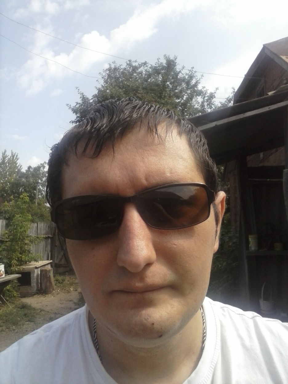 Виктор Караколь