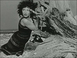���� �����. �� ����� 1944 - Maya Deren At Land