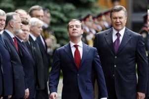 Харьковские соглашения. Отвести меч денонсации