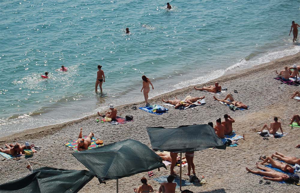 название название