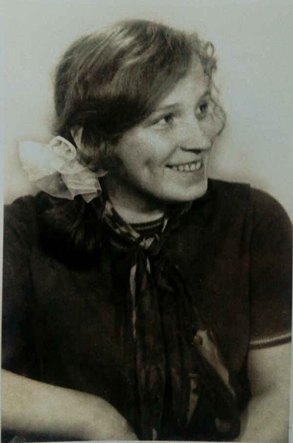 Нина Радостная