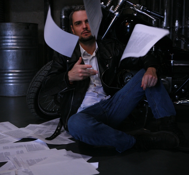 Алекс Коста