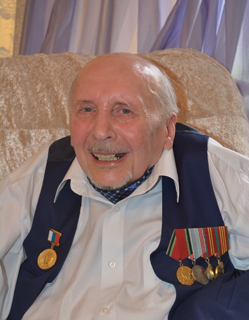 Гаррий Товстолит