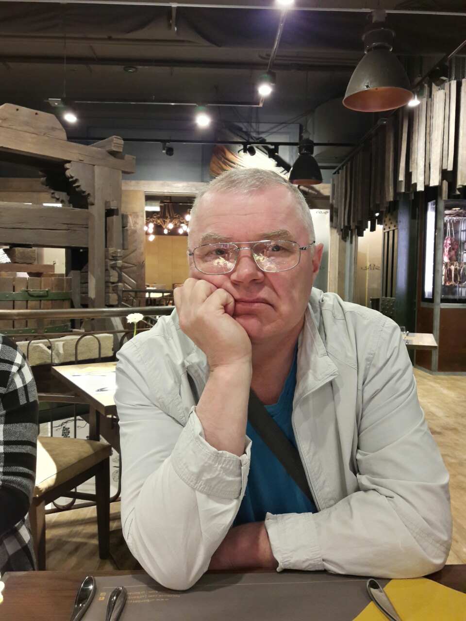 Александр Лушников