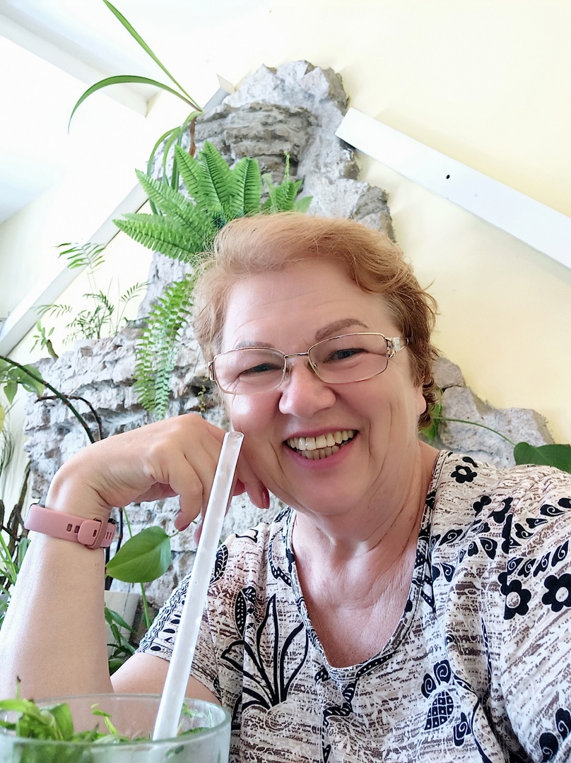 Любовь Сластникова