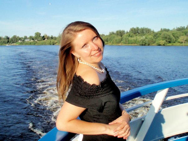 Олена Братель