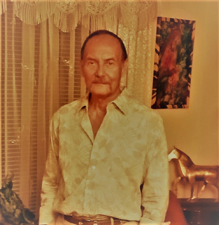 Илья Бахмутский