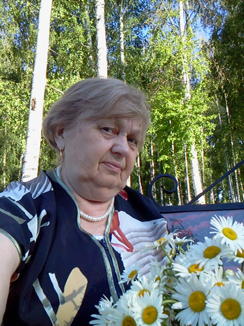 Нина Салина