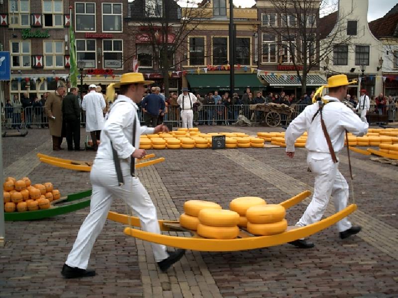 Alkmaar Cheese Festive Midweek Breaks - DFDS Seaways