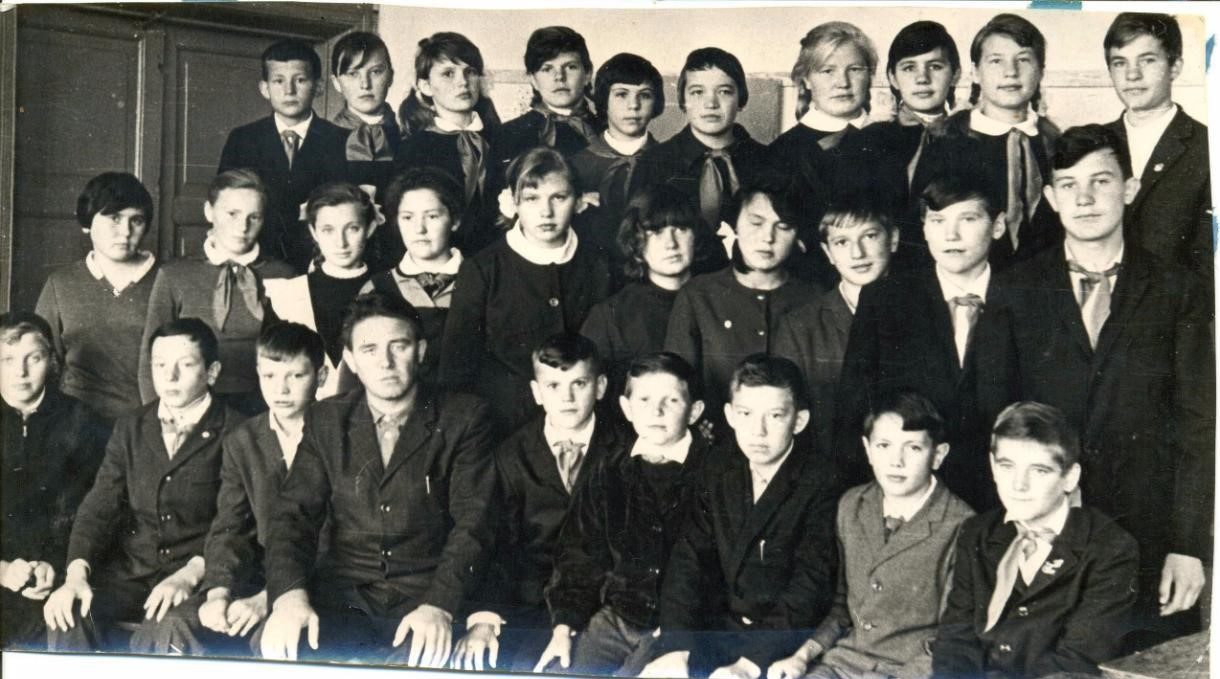 стану мужик слизал с женских губ сперму действительно. Так бывает. Можем